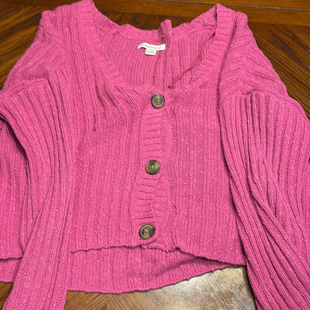 American eagle women’s sweater